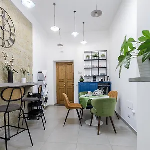 Crianza Bed and breakfast